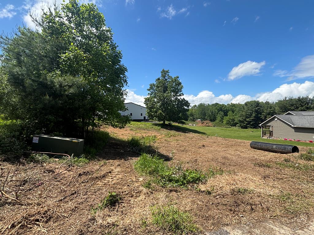 163 Ridge Point Circle, Daniels, West Virginia image 3