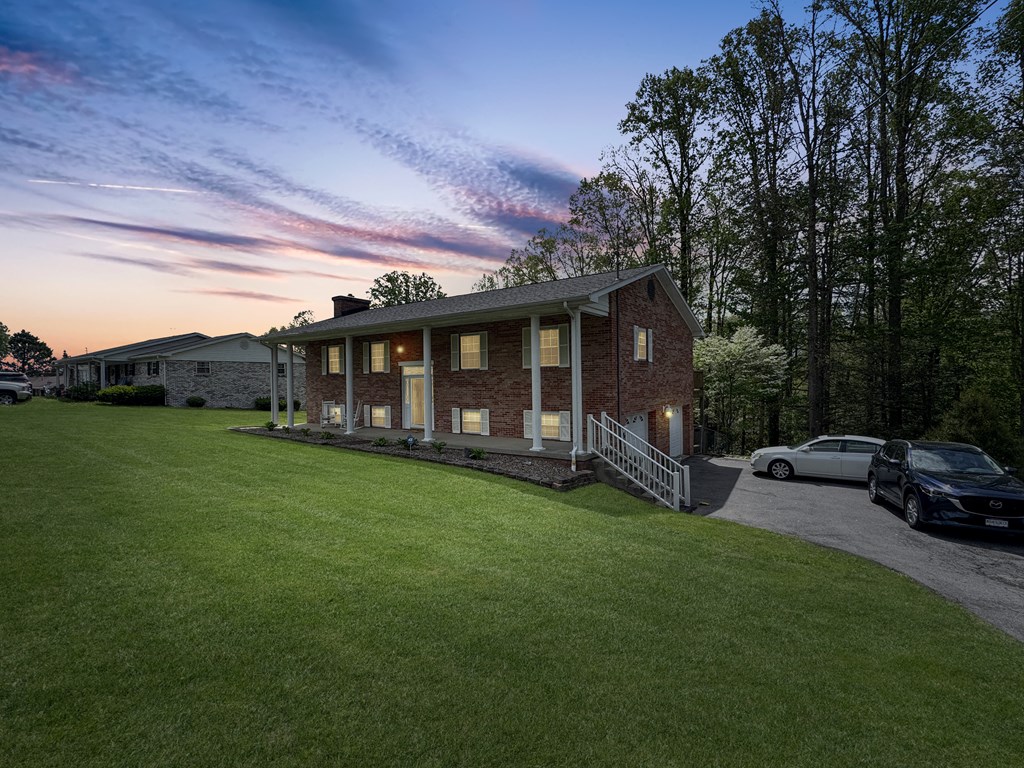 435 Old Mill Rd, Beckley, West Virginia image 18