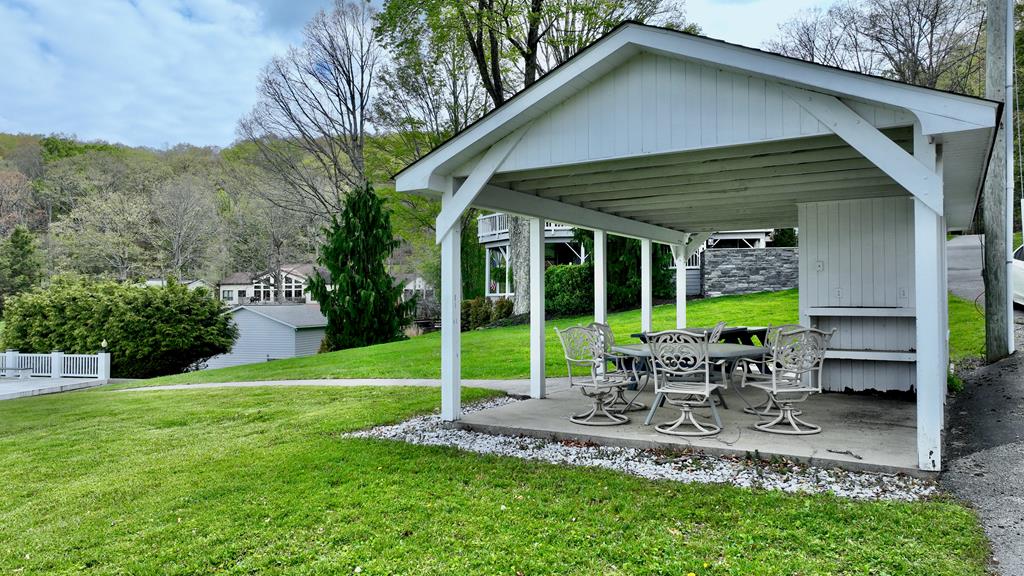 189/190 Flat Top Lake Rd, Ghent, West Virginia image 12