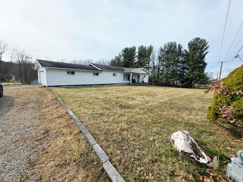 Homes For Sale - 158 Oakwood Rd<br/> Shady Spring, WV 25918