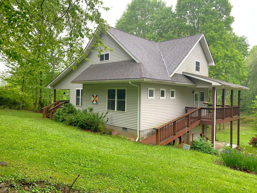 401 Harrell Road, Lookout, West Virginia image 3