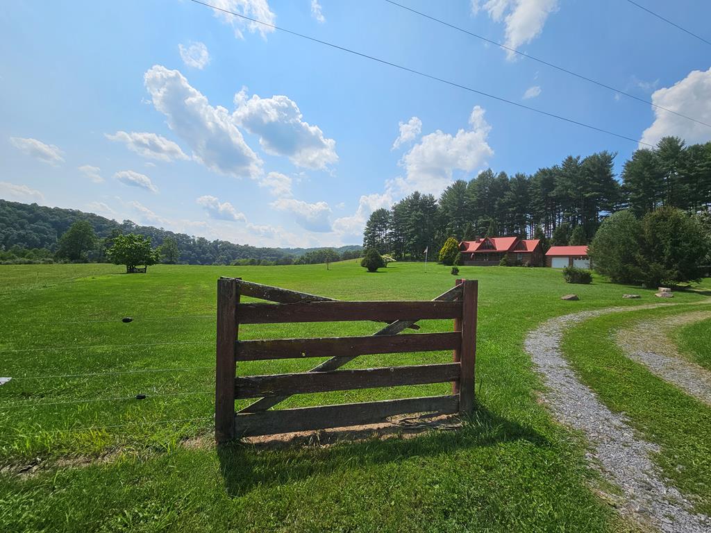 11030 Greenville Road, Ballard, West Virginia image 8