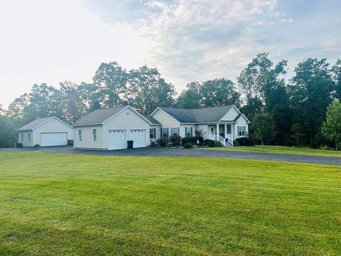 Mobile Home For Sale - 145 Avian Way<br/> Fayette County, Fayetteville, WV 25840