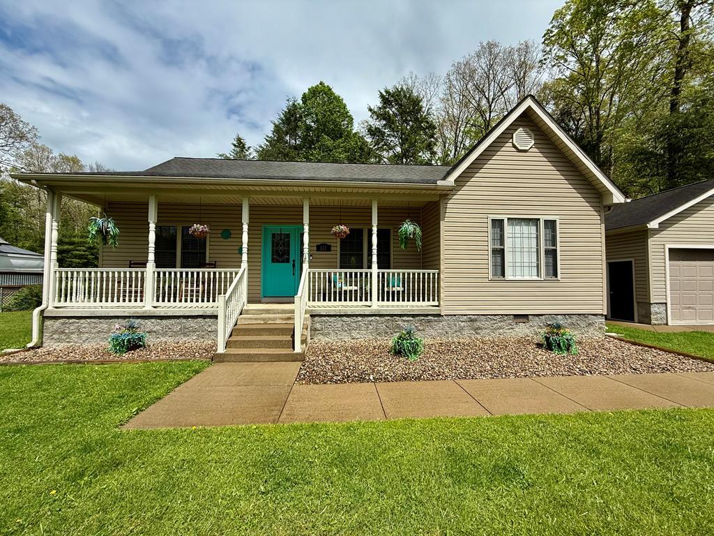 122 Criscon Lane, Daniels, West Virginia image 2