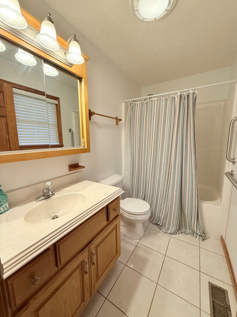 111 W Hendricks Street, Beckley, West Virginia image 11