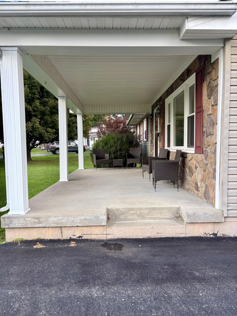 111 Meadow Pl - Photo 3