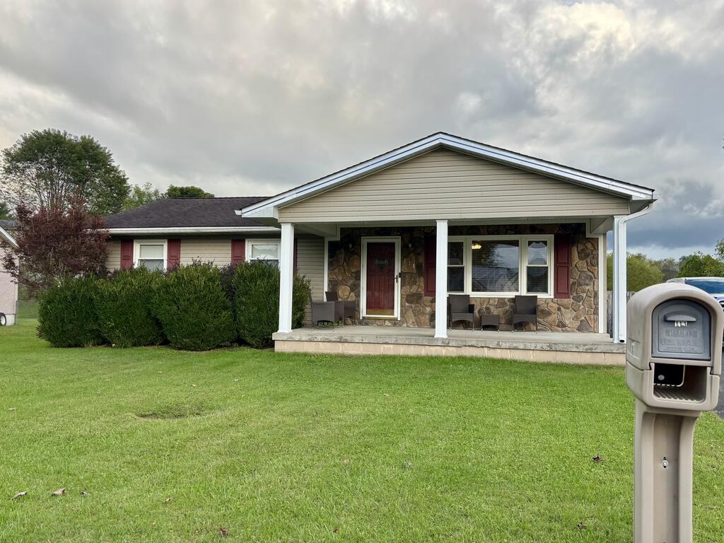 111 Meadow Pl - Photo 2