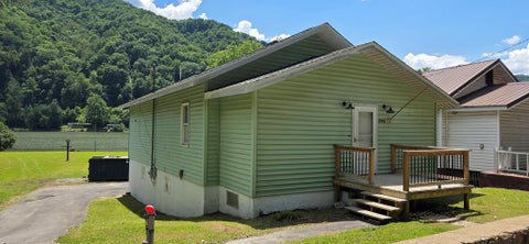 Homes For Sale - 394 Midland Trail<br/> Fayette County, Gauley Bridge, WV 25085