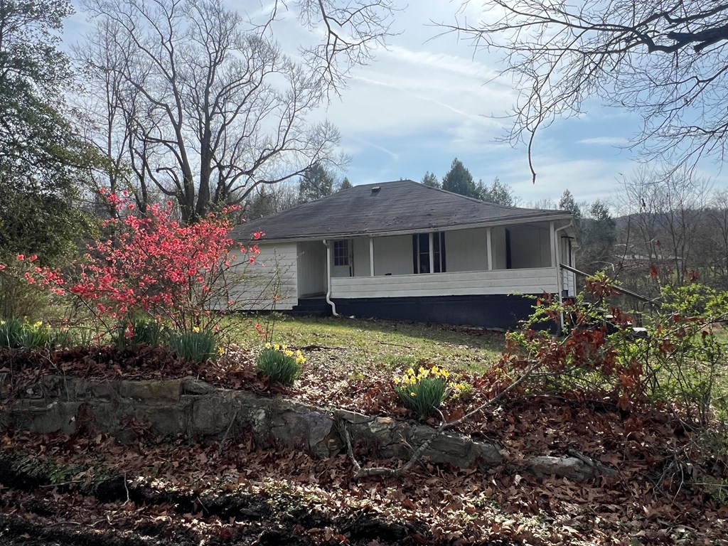 5981 Paint Creek Road, Scarbro, West Virginia image 6