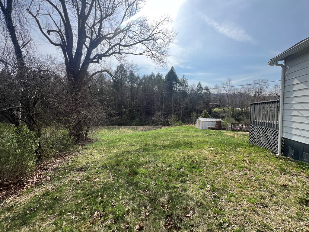 5981 Paint Creek Road, Scarbro, West Virginia image 9