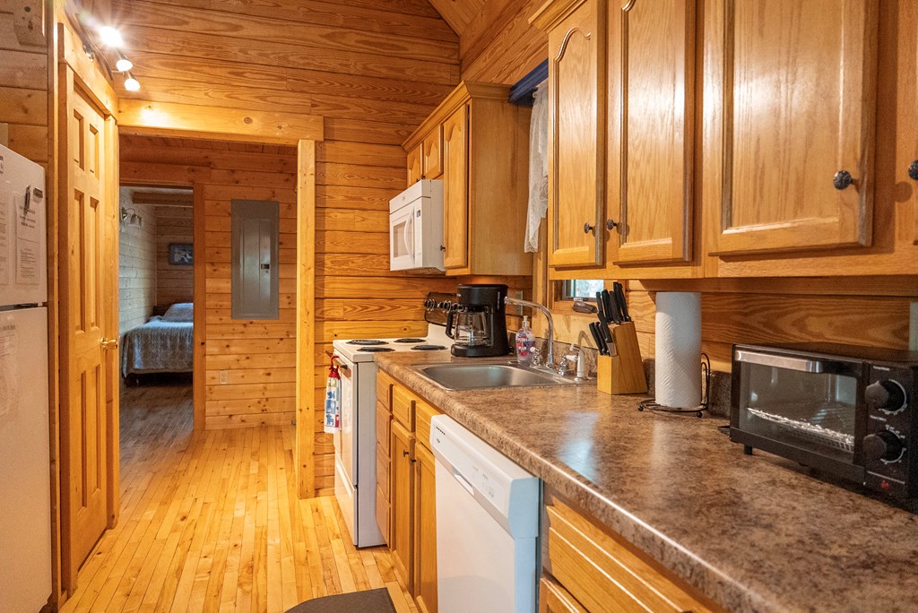 000 Mallard Rd, Hico, West Virginia image 11