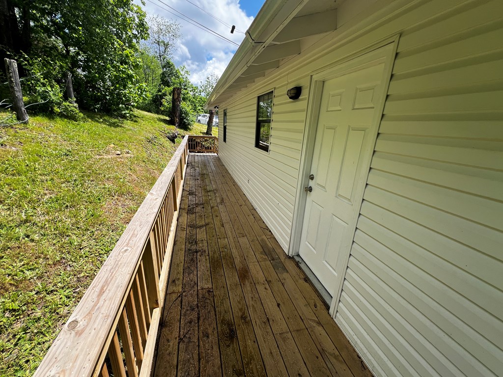 208 S Hill St, Mabscott, West Virginia image 15