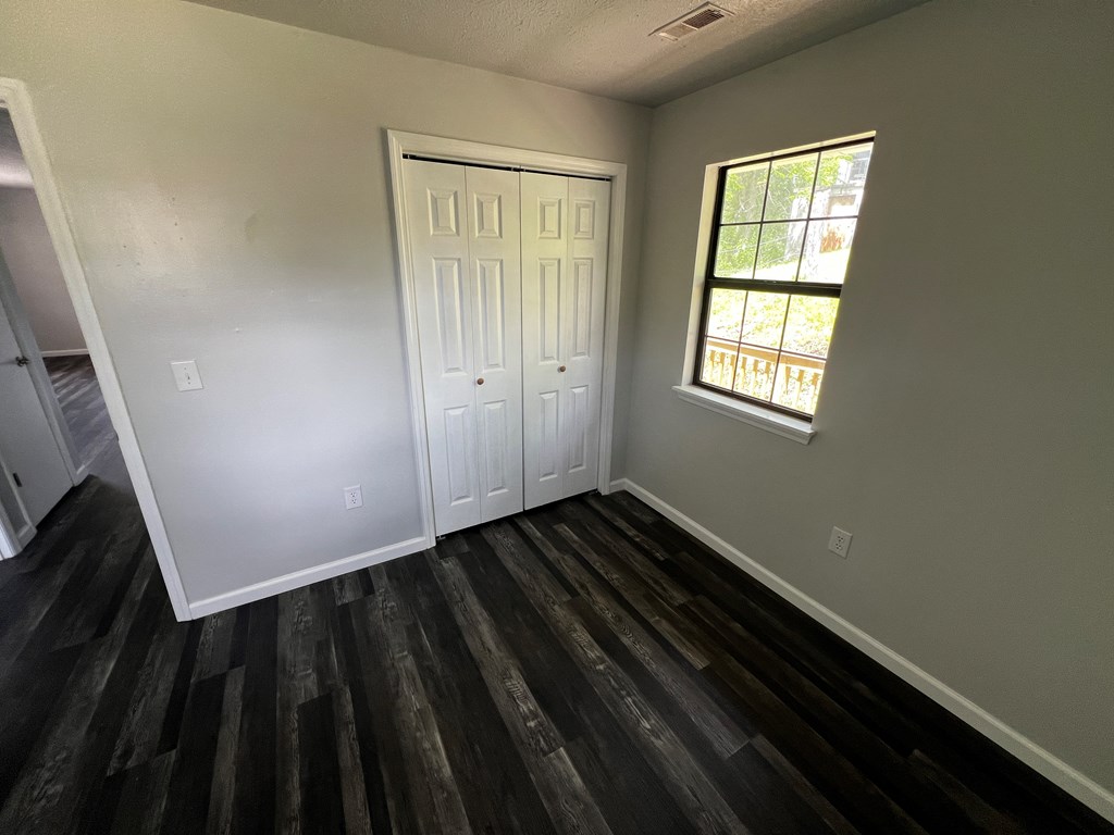 208 S Hill St, Mabscott, West Virginia image 12