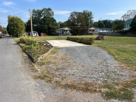 Vacant Land For Sale - 142 Washington Street<br/> Alderson, WV 24910