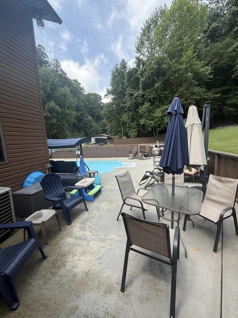 298 Trace Street - Photo 4