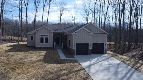 Homes For Sale - 134 Cathedral Lane<br/> Raleigh County, Daniels, WV 25832