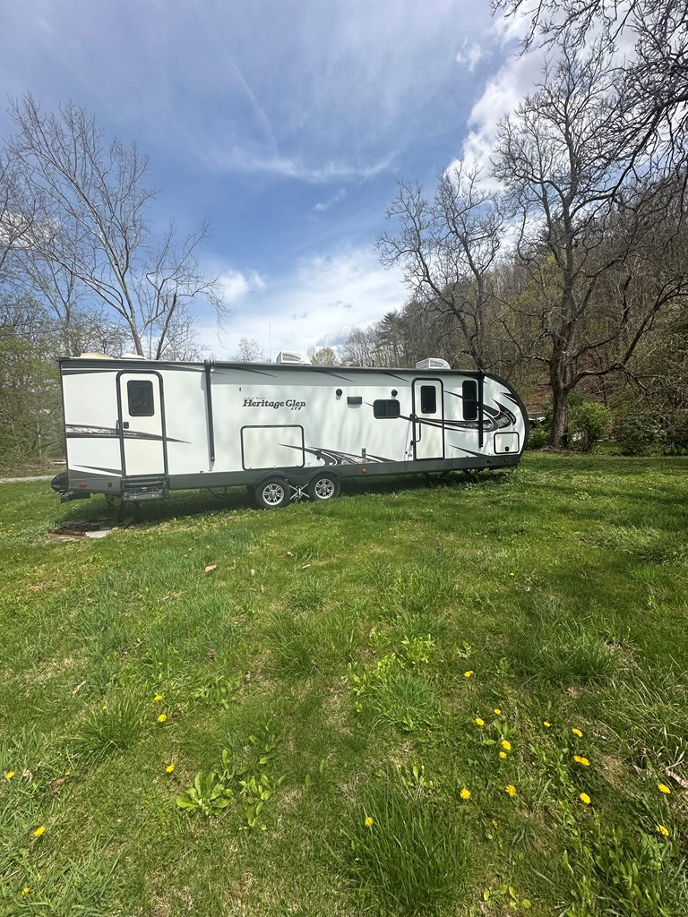 445 Knapp Hollow Road, White Sulphur Springs, West Virginia image 8