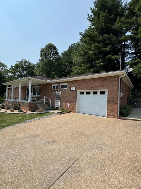 Homes For Sale - 264 Pleasant Drive<br/> Beckley, WV 25801