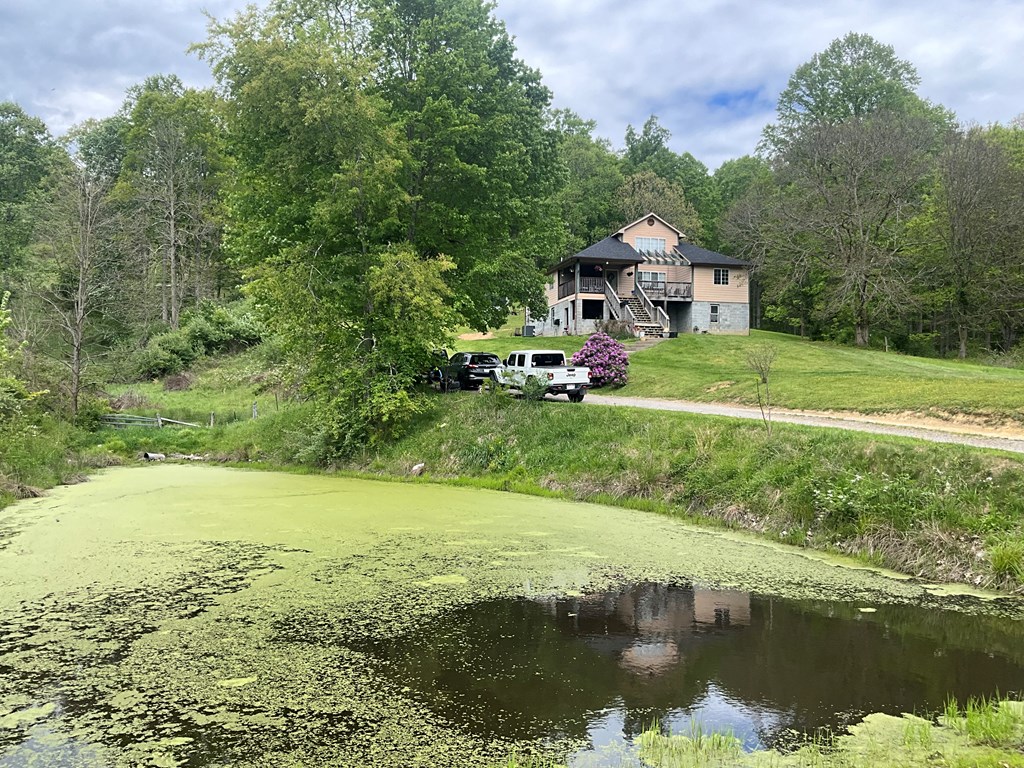 715 Brunty Hollow Road - Photo 2