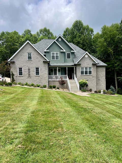 Homes For Sale - 18 Deer View Ct<br/> Fayetteville, WV 25840