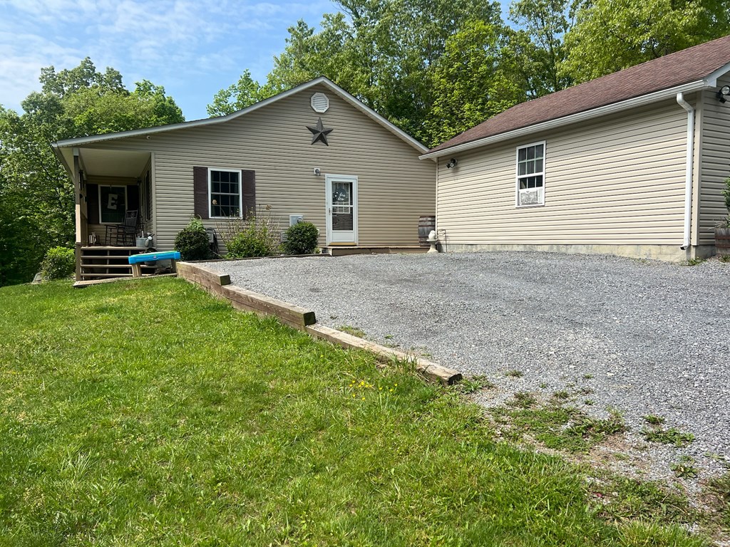 1696 Stone House Road, Caldwell, West Virginia image 17
