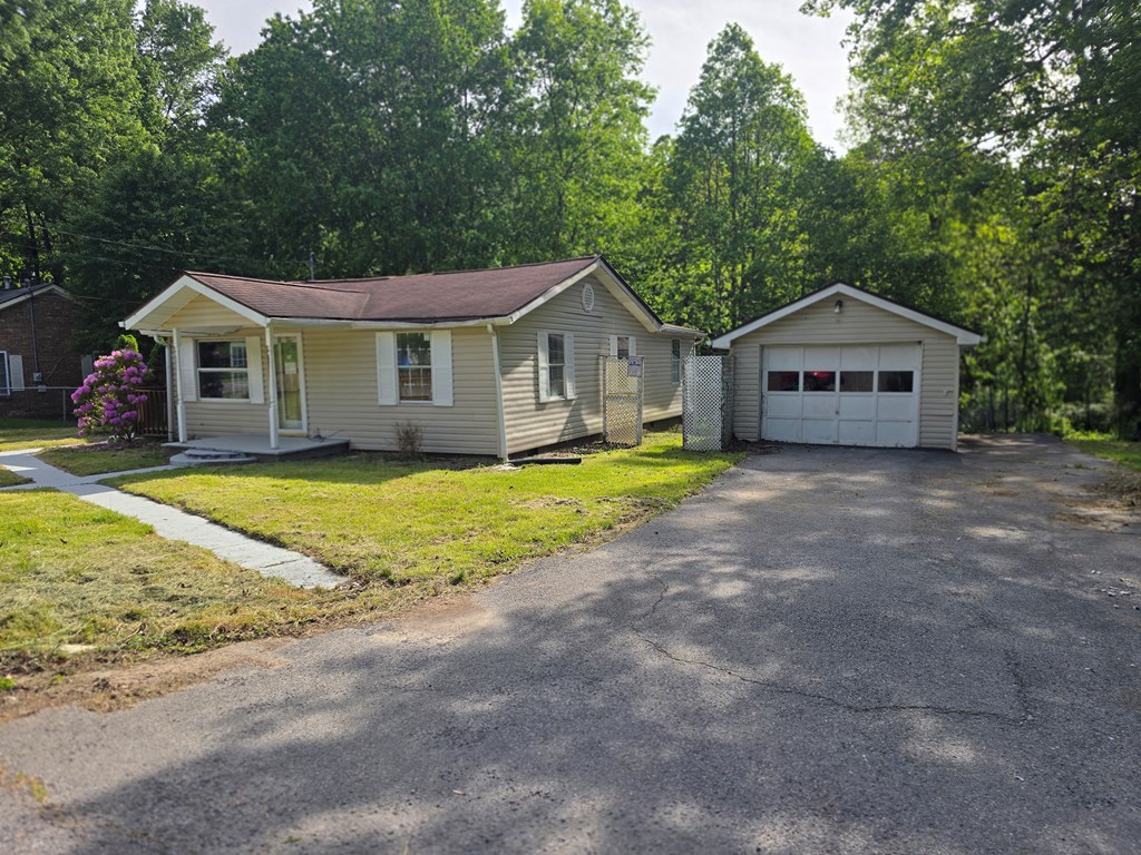 175 Circle Tree Drive, Beckley, West Virginia image 2
