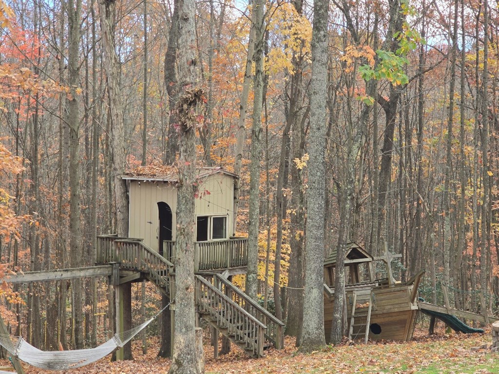220 Whispering Lane, Fayetteville, West Virginia image 16
