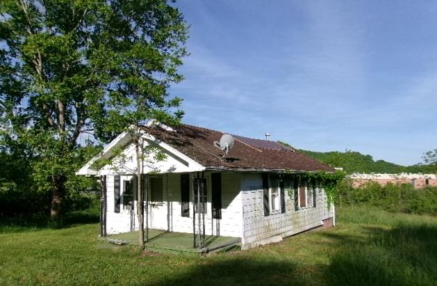490 Flat Top Road, Shady Spring, West Virginia image 1