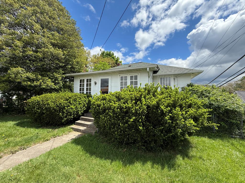 227 Edgewood Drive, Beckley, West Virginia image 1
