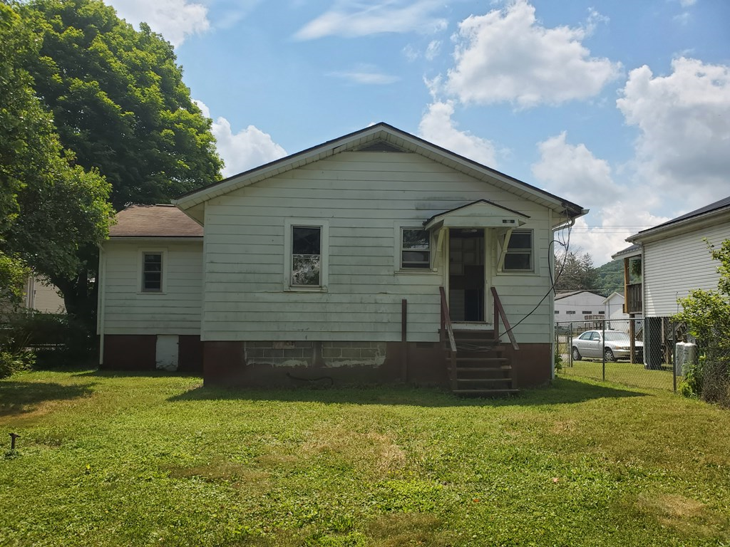 599 Center Street, Rainelle, West Virginia image 28