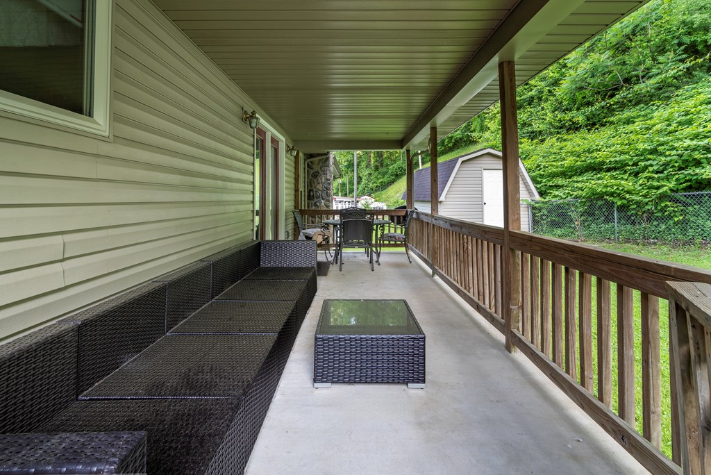 175 Poplar Lane, Oceana, West Virginia image 6