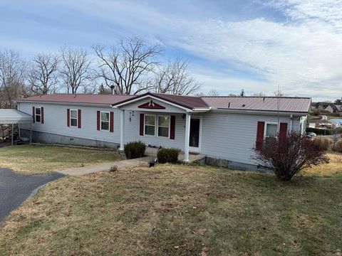 Apartment For Sale - 504 Sheridan Ave<br/> Beckley, WV 25801
