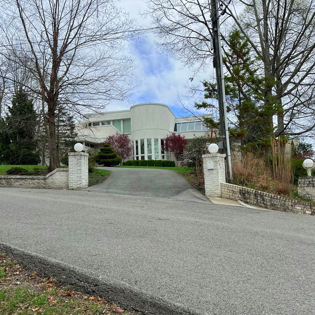 202 East Bunting Lane, Raleigh, West Virginia image 4