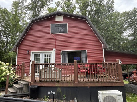 Homes For Sale - 28 Breakwater Dr<br/> Mt. Nebo, WV 26679
