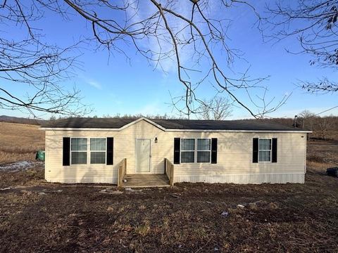 Homes For Sale - 249 Meador Ln<br/> Nicholas County, Nettie, WV 26681