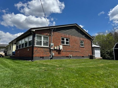 Homes For Sale - 231 Cranberry Drive<br/> Beckley, WV 25801