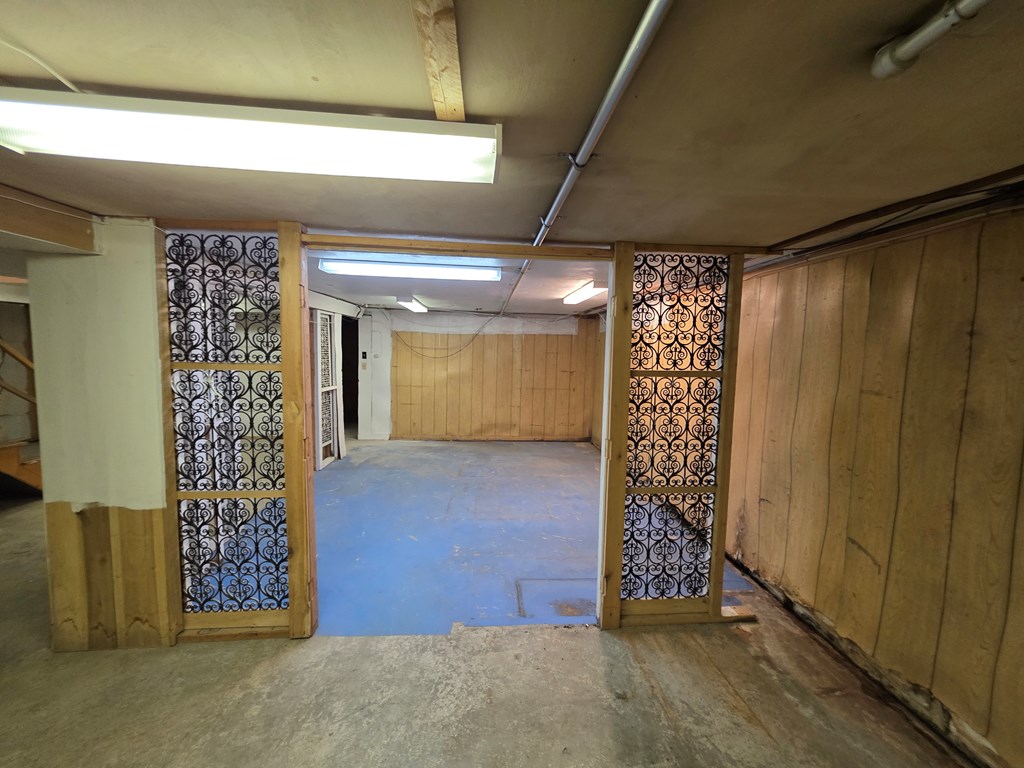 225 Church St, Oak Hill, West Virginia image 37