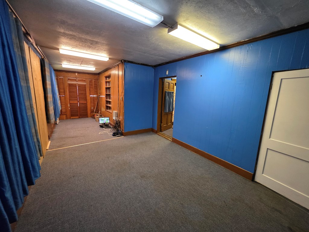 225 Church St, Oak Hill, West Virginia image 23