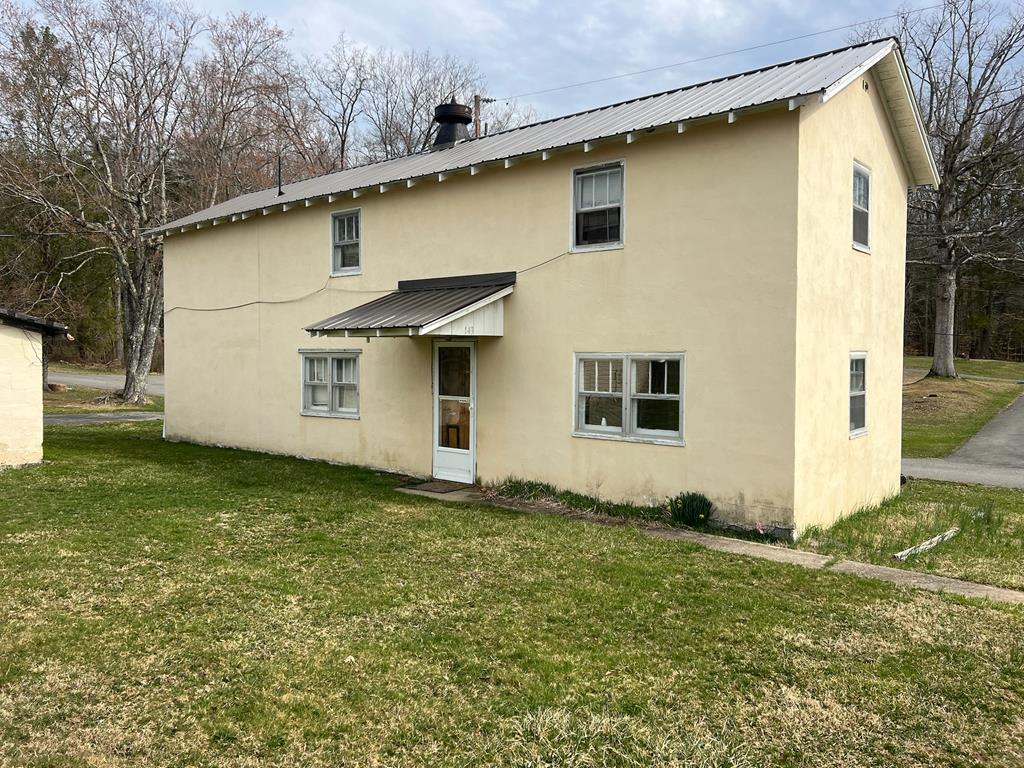 143 C Street, Rupert, West Virginia image 1