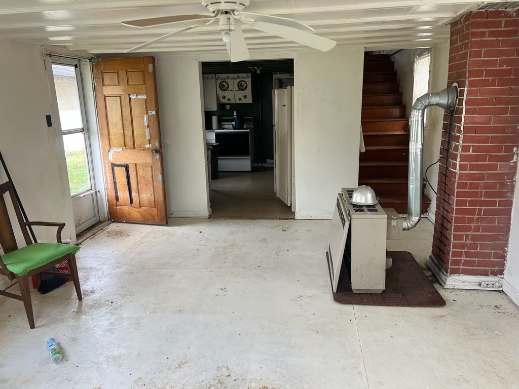 143 C Street, Rupert, West Virginia image 3
