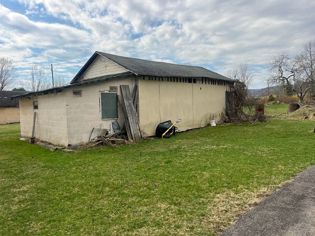 143 C Street, Rupert, West Virginia image 22