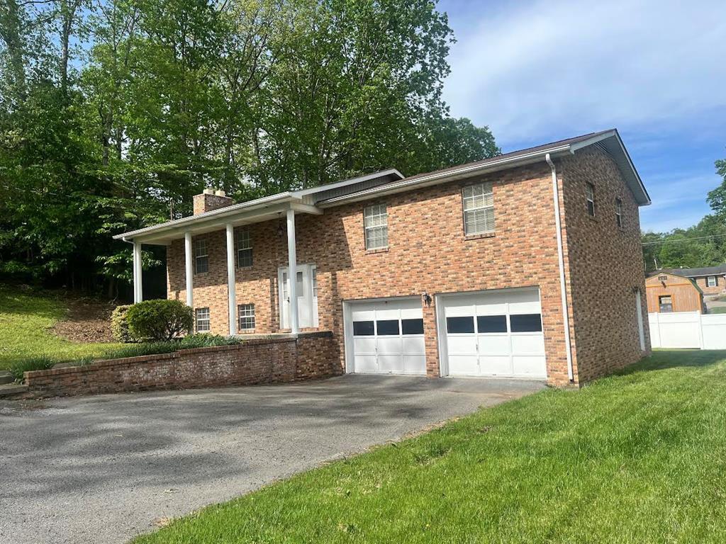 305 Circle Street, Beckley, West Virginia image 3