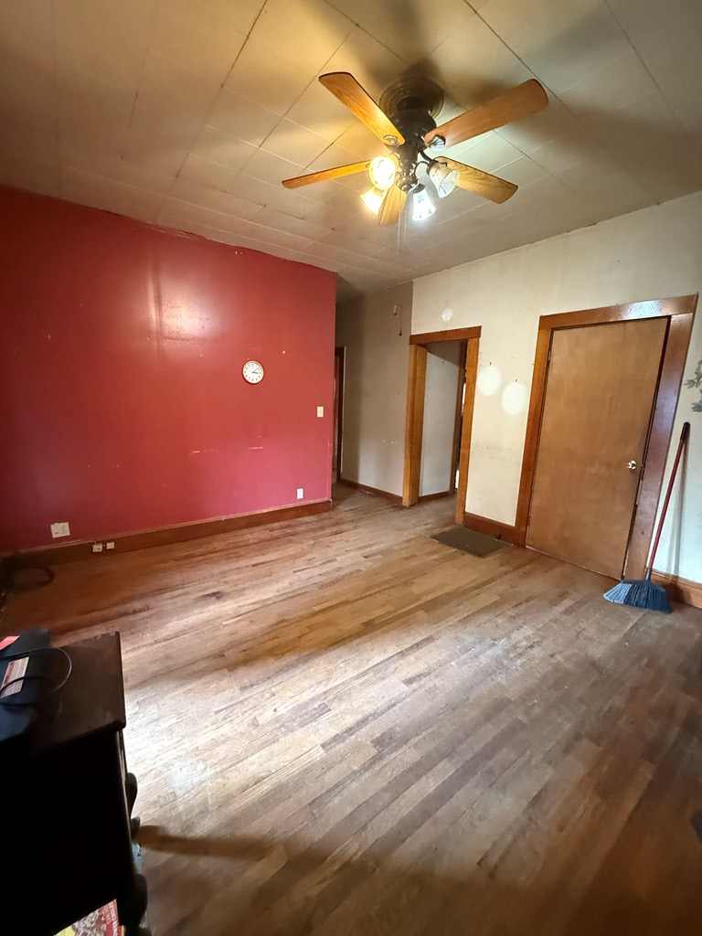 573 Plum Orchard Lake Road, Scarbro, West Virginia image 11