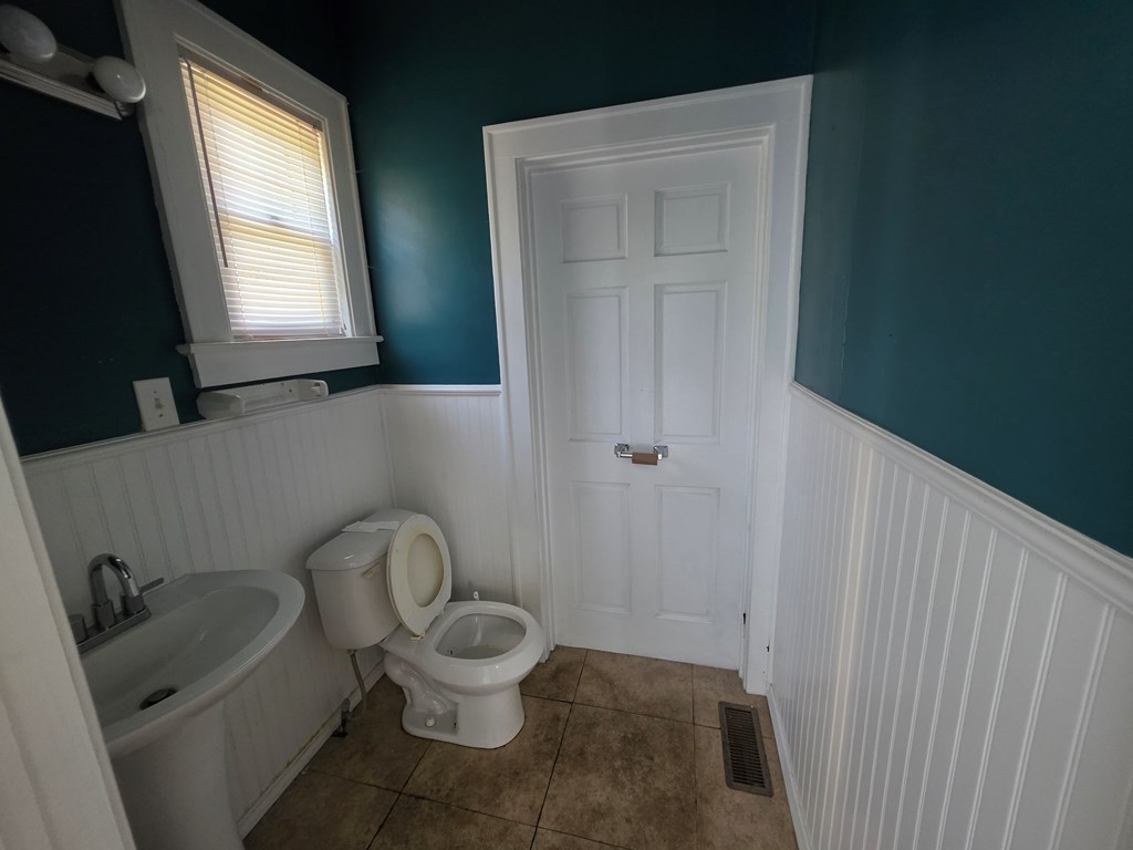 1555 Harper Rd, Beckley, West Virginia image 6