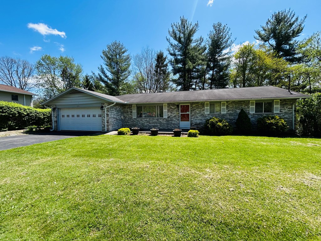 105 Olympia Drive - Photo 3
