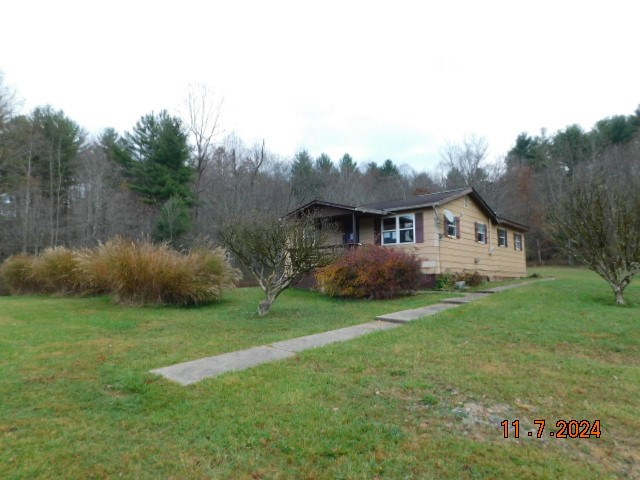 906 Will Dodd Road, Jumping Branch, West Virginia image 3