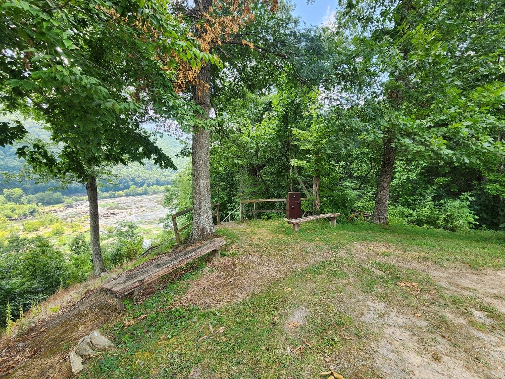 312A Falls View Lane, Hinton, West Virginia image 12