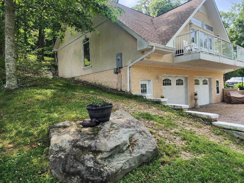 202 Flat Top Lake Road, Ghent, West Virginia image 4