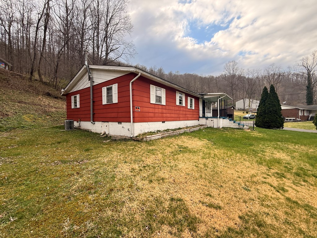 105 Denny St - Photo 4