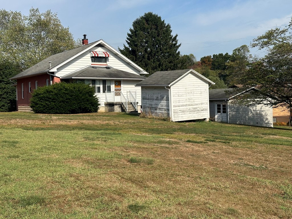 2202 Stanaford Road, Beckley, West Virginia image 9